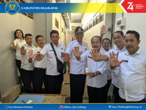SOSIALISASI P4GN DAN DETEKSI DINI MELALUI TEST URINE PADA PEGAWAI DINAS PERIJINAN DAN PELAYANAN TERPADU SATU PINTU KAB. BULELENG